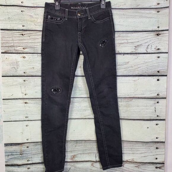 Maurices Women’s Black Skinny Jeans Size Small Sequin Distressed Stretch Denim - Picture 1 of 6